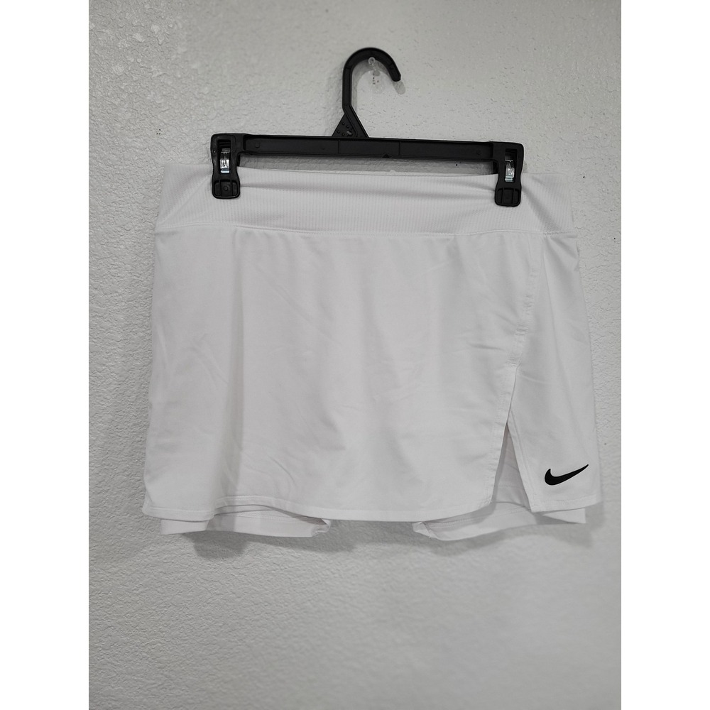 Nike Women's Dri Fit Slim Fit White Tennis Skirt Size L Built‎ in Shorts #P